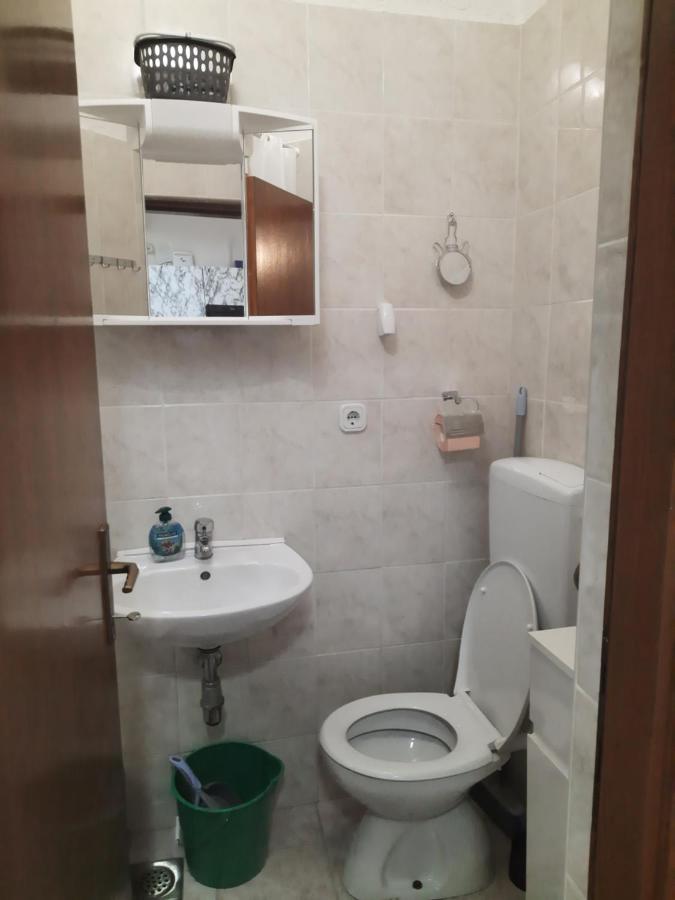Apartmani Ana-Lora Lopar Esterno foto