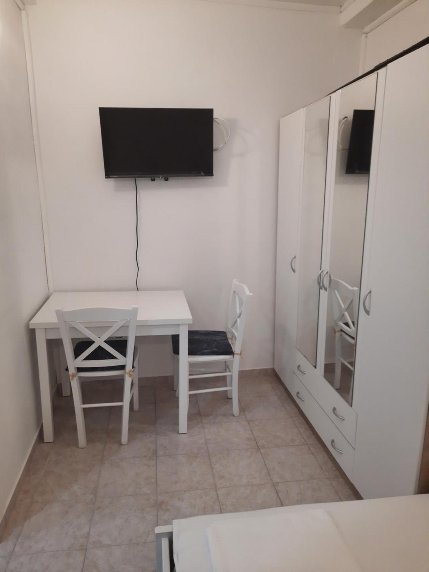 Apartmani Ana-Lora Lopar Esterno foto